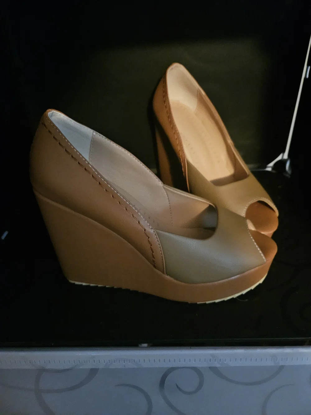 Women's Tan Wedge Peep-Toe Heels